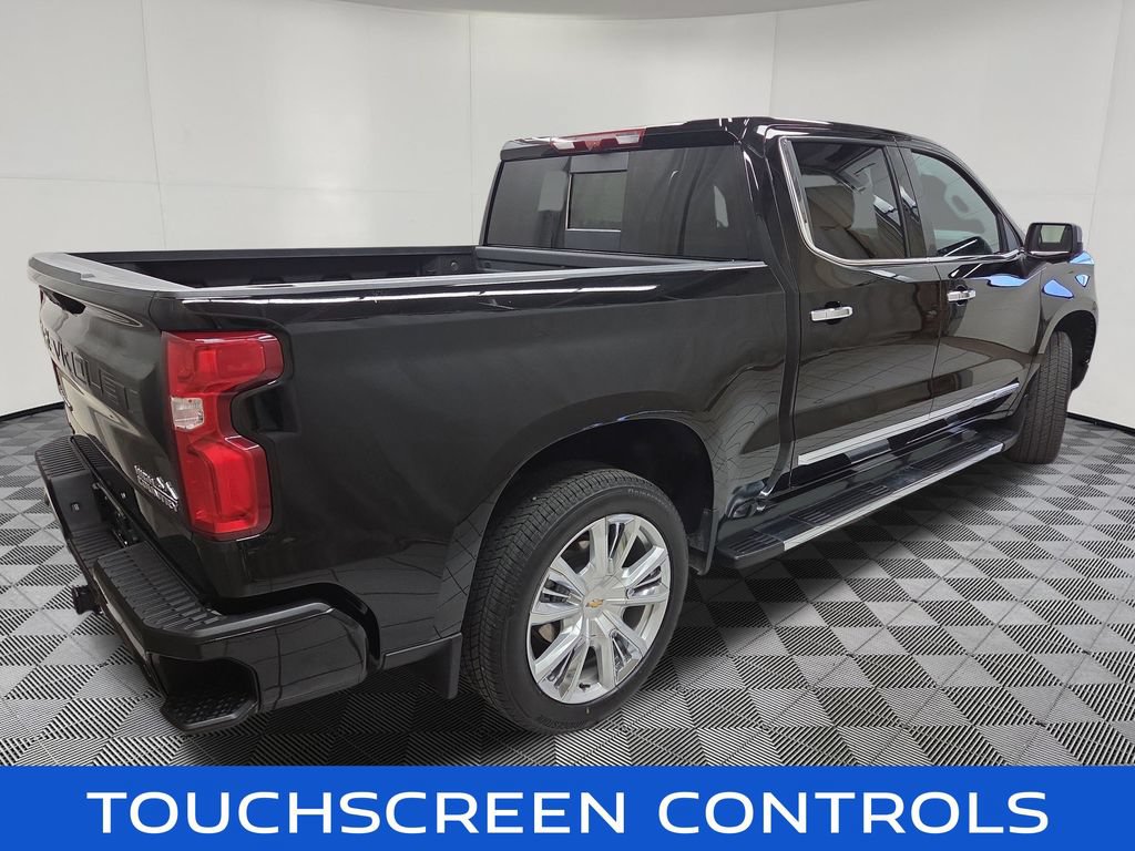 Certified 2025 Chevrolet Silverado 1500 High Country w/ High Country Premium Package AWD/4WD image 4