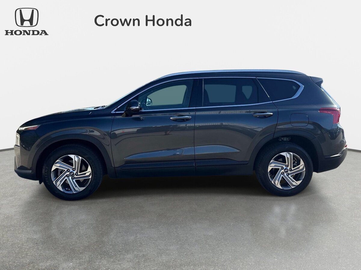 Used 2023 Hyundai Santa Fe SEL FWD image 2