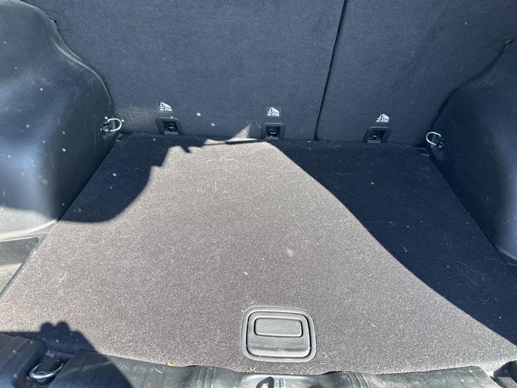 Used 2023 Jeep Compass Limited image 17