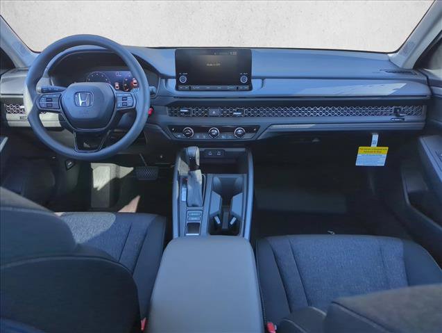 Used 2025 Honda Accord SE image 18