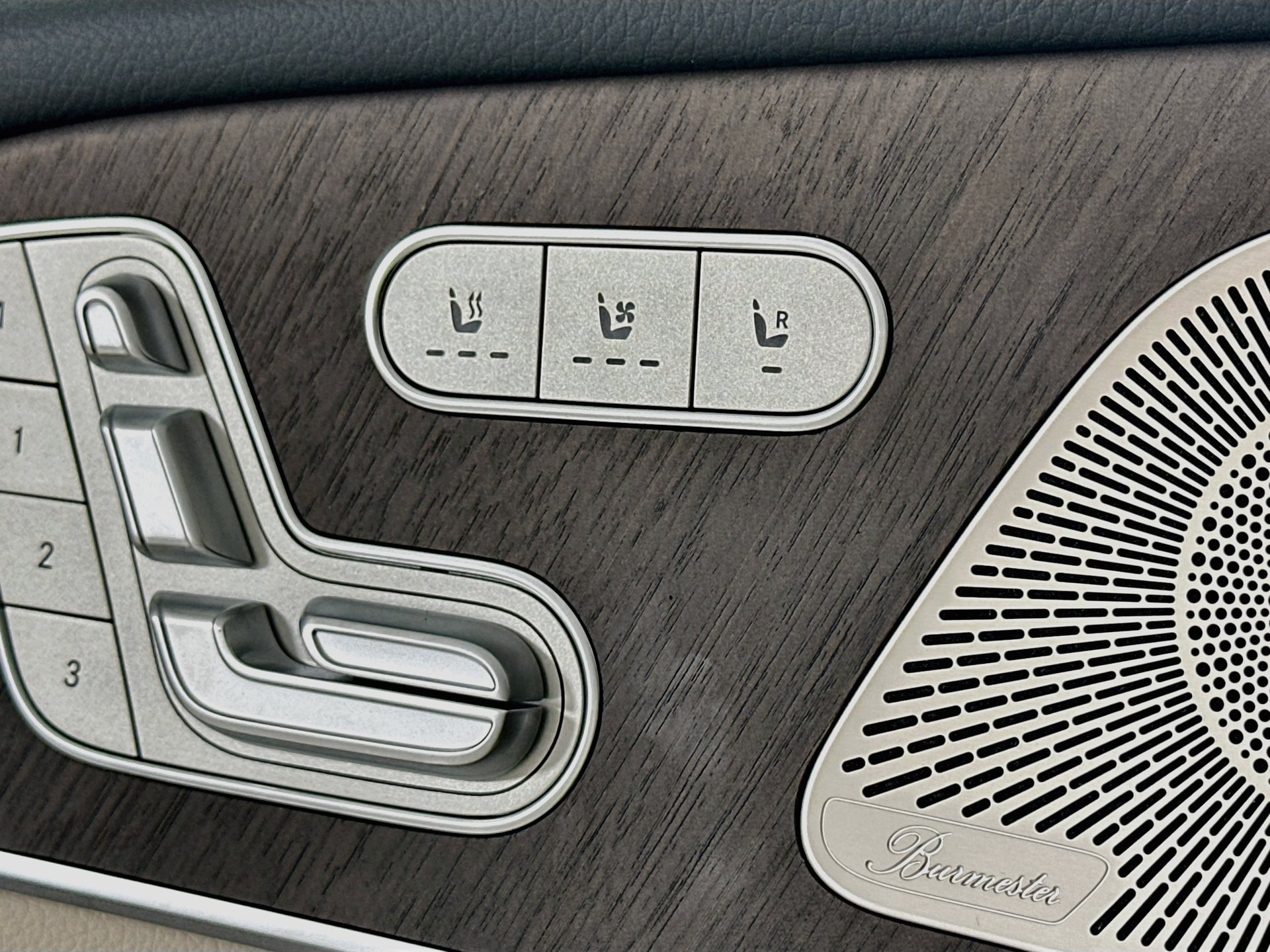 New 2027 Mercedes-Benz GLS 450 4MATIC image 21