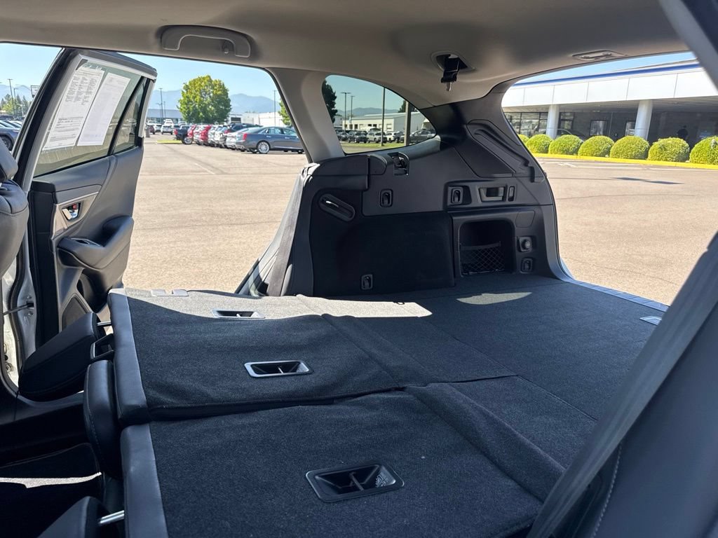 Certified 2023 Subaru Outback Touring XT AWD/4WD image 16