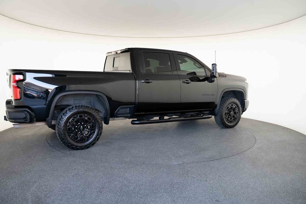 Used 2024 Chevrolet Silverado 2500 LTZ w/ LTZ Plus Package image 19