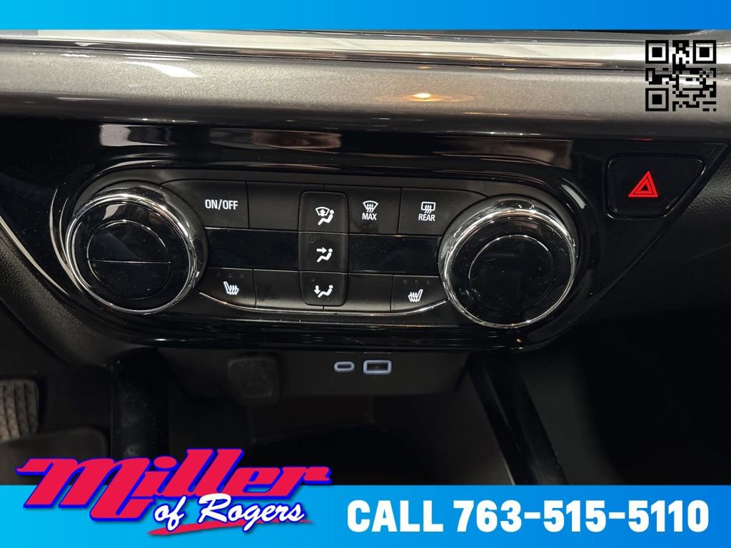 Used 2025 Chevrolet Trax ACTIV w/ Driver Confidence Package image 16