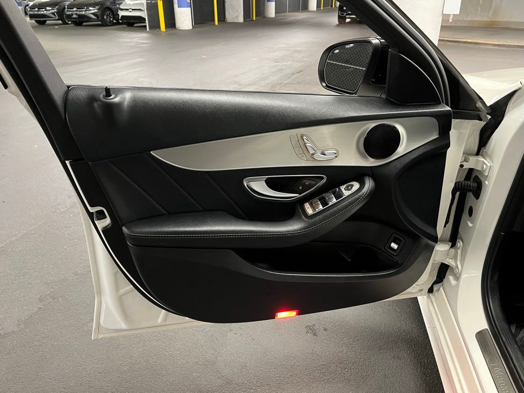 Used 2018 Mercedes-Benz C 300 Sedan image 18