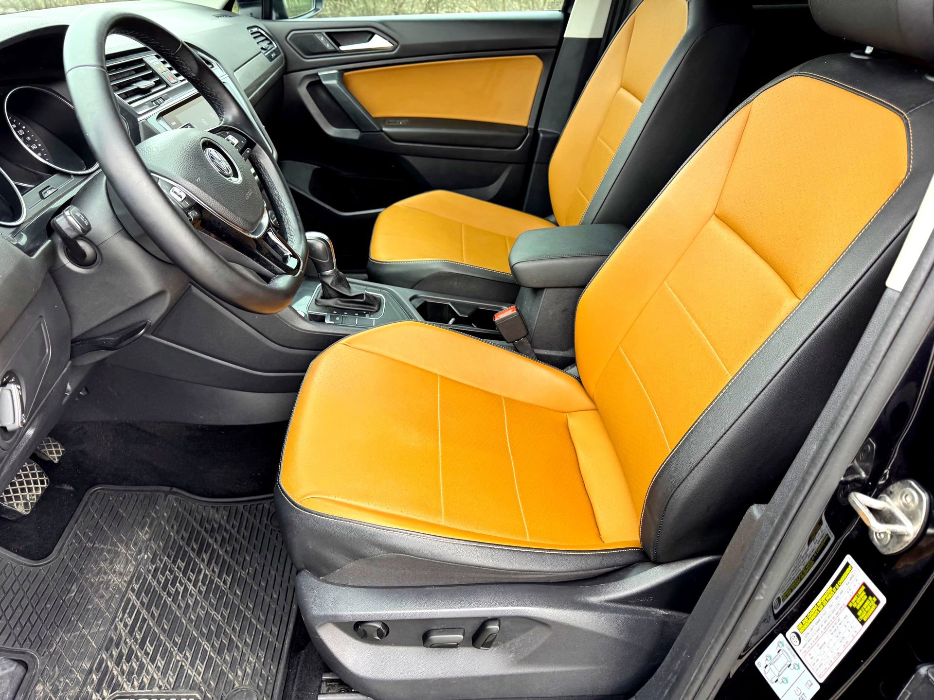 Used 2019 Volkswagen Tiguan SE image 12