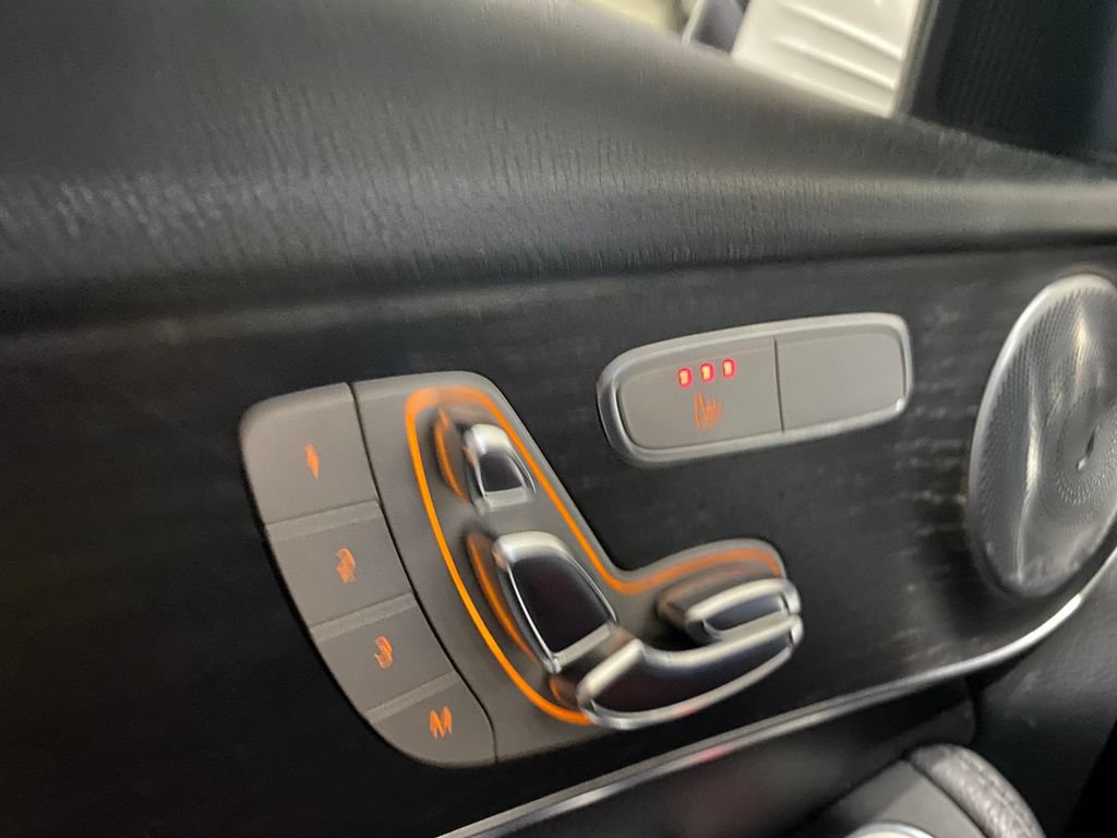 Certified 2019 Mercedes-Benz C 300 Sedan image 9