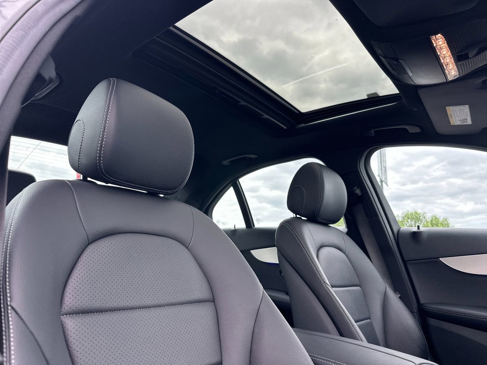 Certified 2021 Mercedes-Benz C 300 Sedan w/ Driver Assistance Package image 18