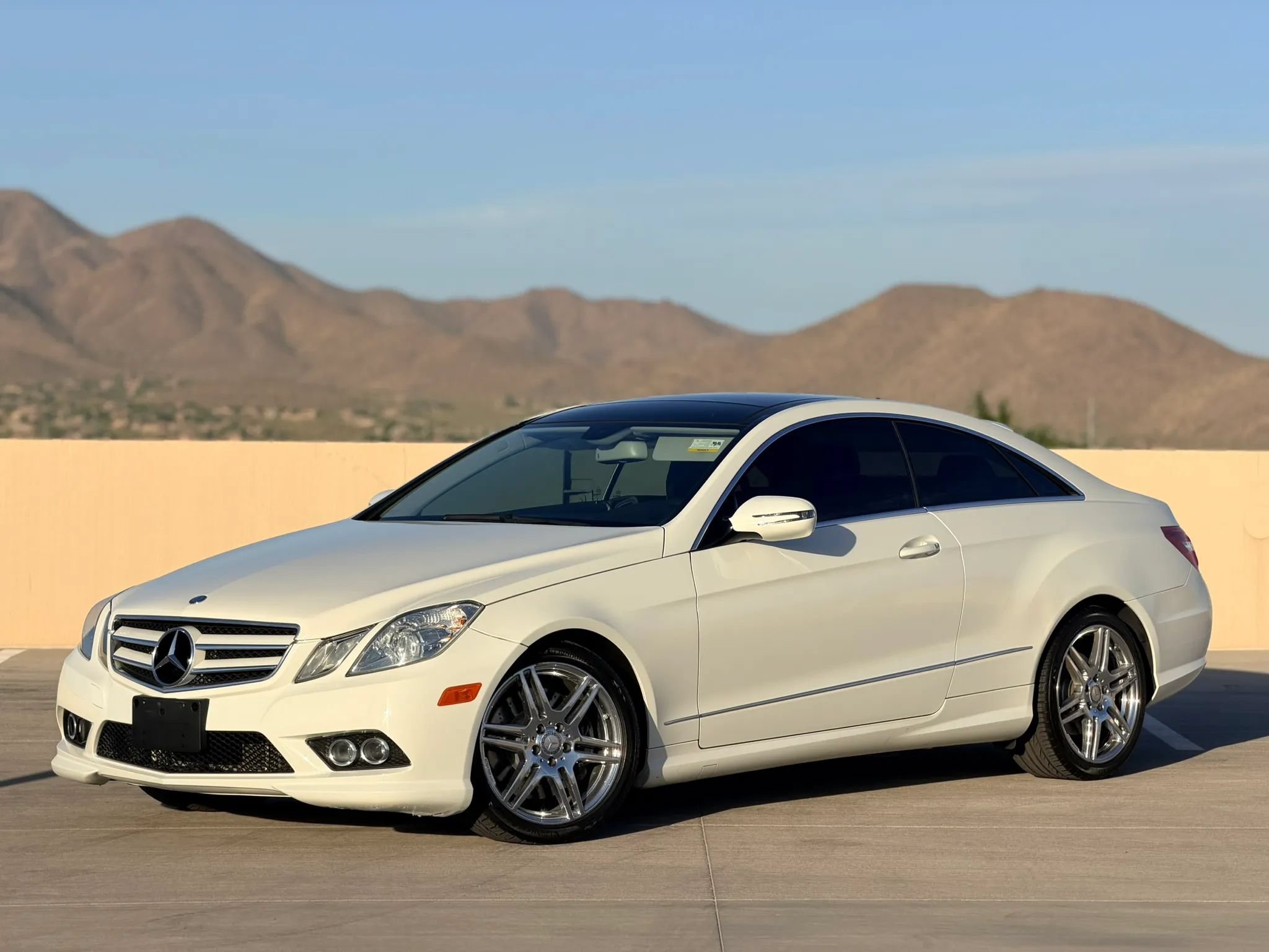 Used 2010 Mercedes-Benz E 550 Coupe image 10