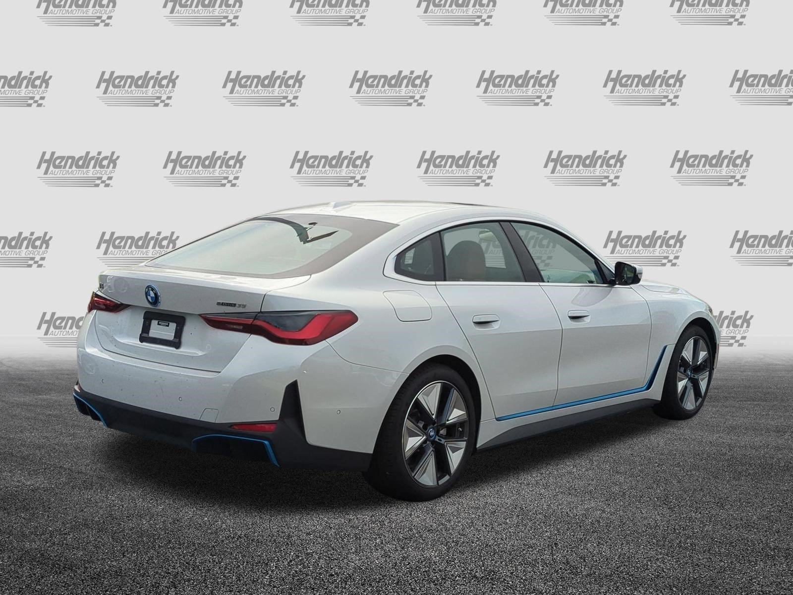 Certified 2023 BMW i4 eDrive35 RWD image 10