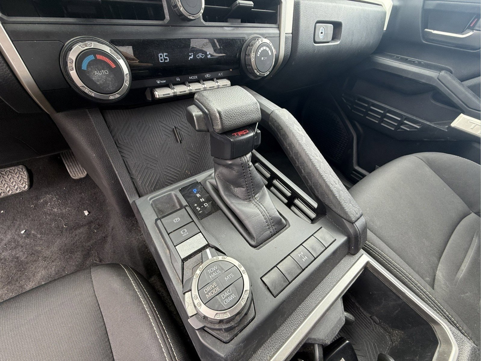 Used 2024 Toyota Tacoma TRD Off-Road AWD/4WD image 13