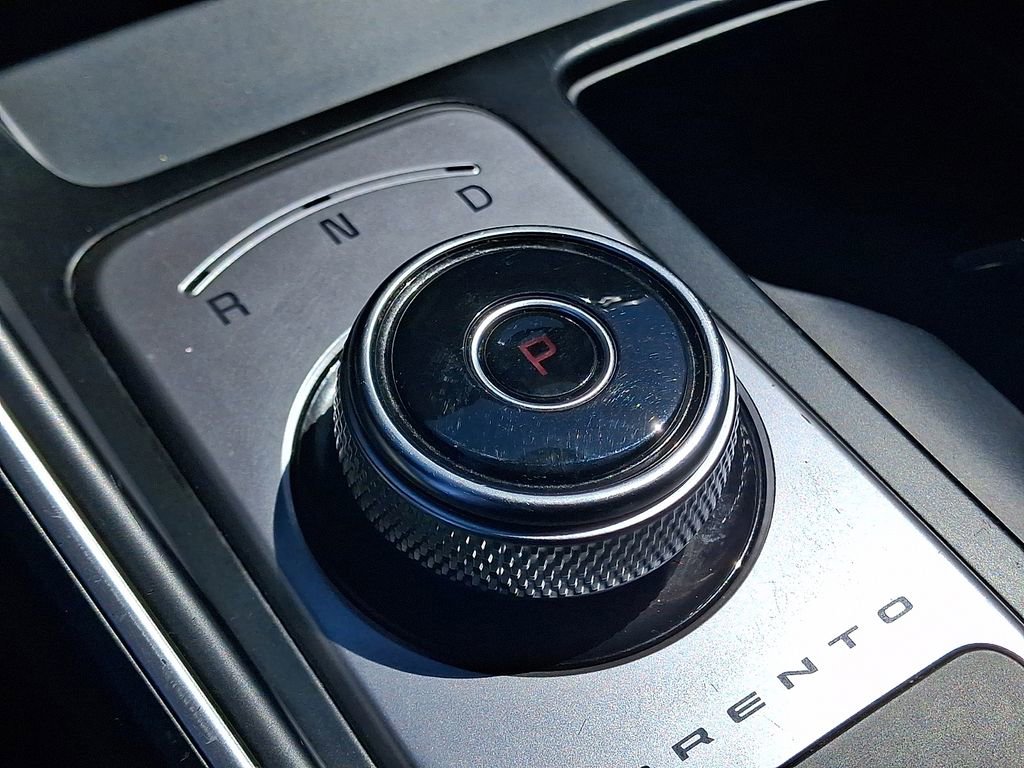 Certified 2022 Kia Sorento S AWD/4WD image 15