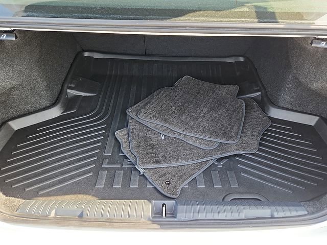 Used 2023 Subaru Legacy Premium image 28