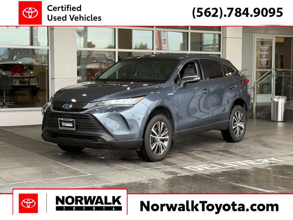 Certified 2021 Toyota Venza LE w/ Carpet Mat Package (TMS) image 1