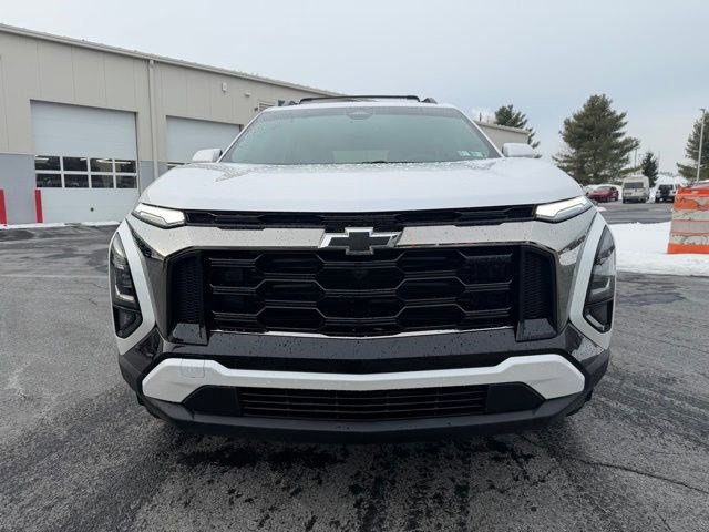 Used 2025 Chevrolet Equinox ACTIV image 11