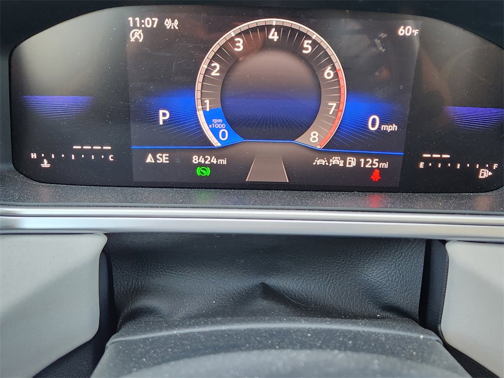 Used 2025 Volkswagen Taos SE image 10