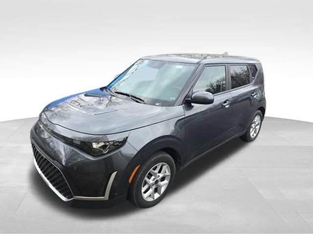 Used 2024 Kia Soul LX w/ Option Group 015 image 11