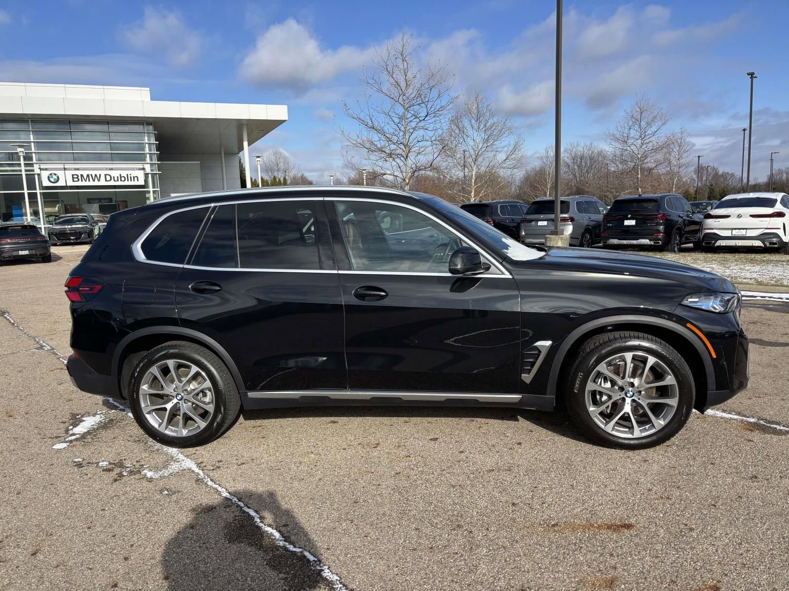 New 2026 BMW X5 xDrive40i w/ Climate Comfort Package image 8