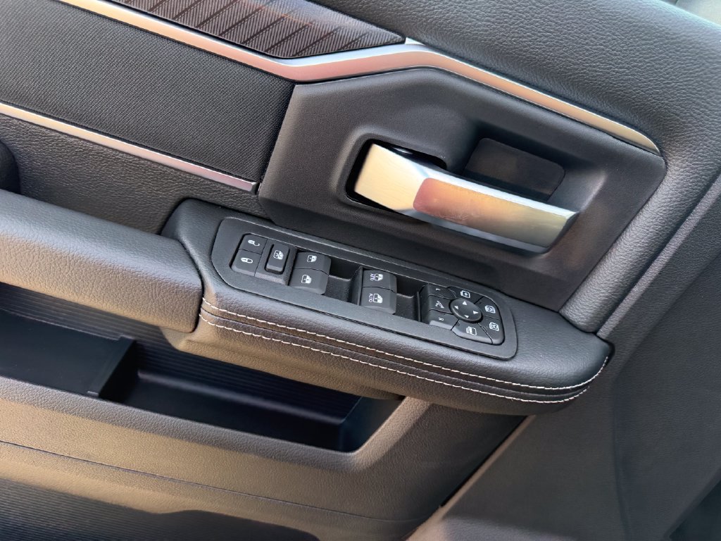 New 2027 RAM 2500 Big Horn AWD/4WD image 6
