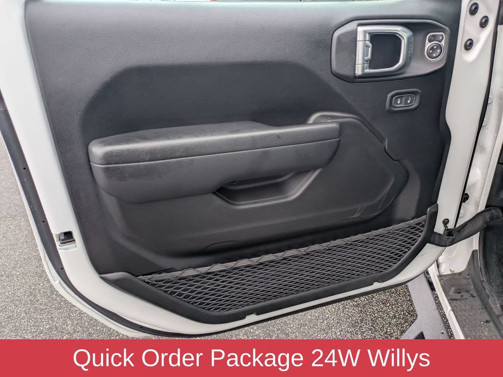 Used 2023 Jeep Gladiator Sport AWD/4WD image 11