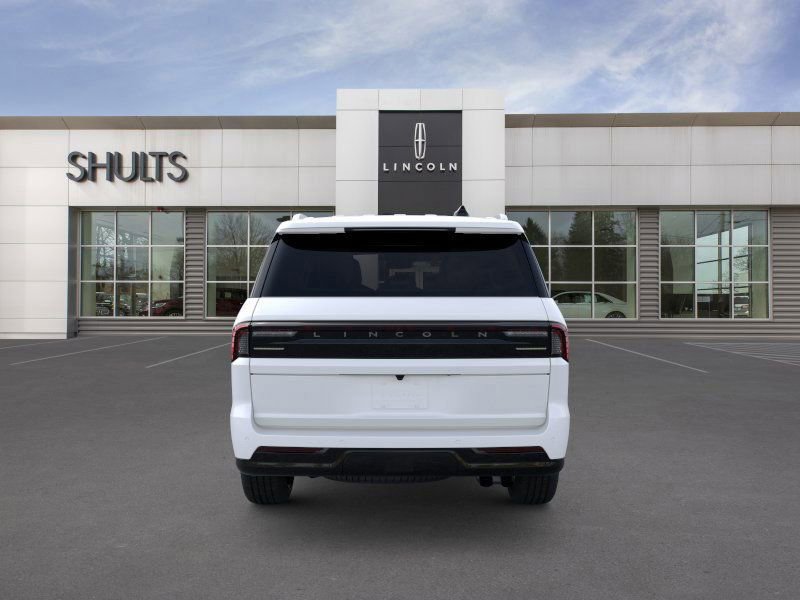 New 2026 Lincoln Navigator Reserve image 5