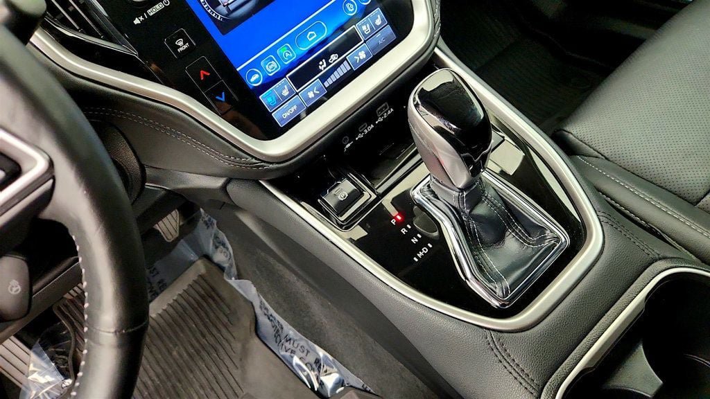 Used 2023 Subaru Outback Touring XT AWD/4WD image 18