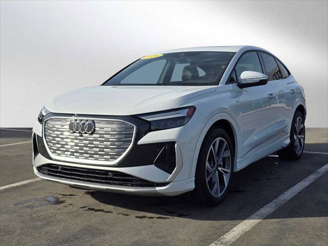 Used 2024 Audi Q4 e-tron Premium Plus image 7