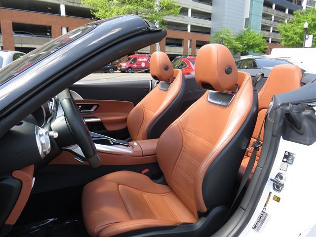 Used 2022 Mercedes-Benz SL 55 AMG 4MATIC image 17