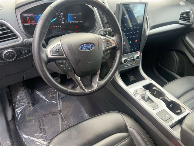 Used 2023 Ford Edge SEL image 11