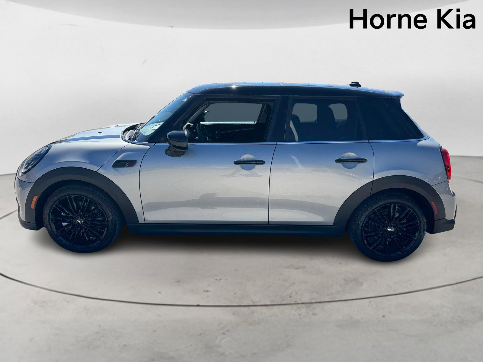 Used 2024 MINI Cooper S image 6