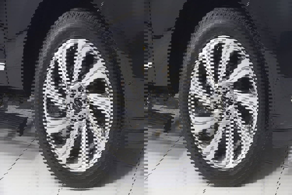 Used 2023 Lincoln Navigator Reserve image 17