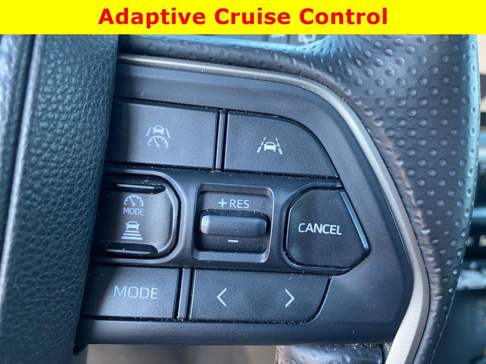 Used 2025 Toyota 4Runner Limited AWD/4WD image 20
