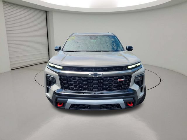 New 2026 Chevrolet Traverse Z71 w/ Enhanced Driving Package AWD/4WD image 2