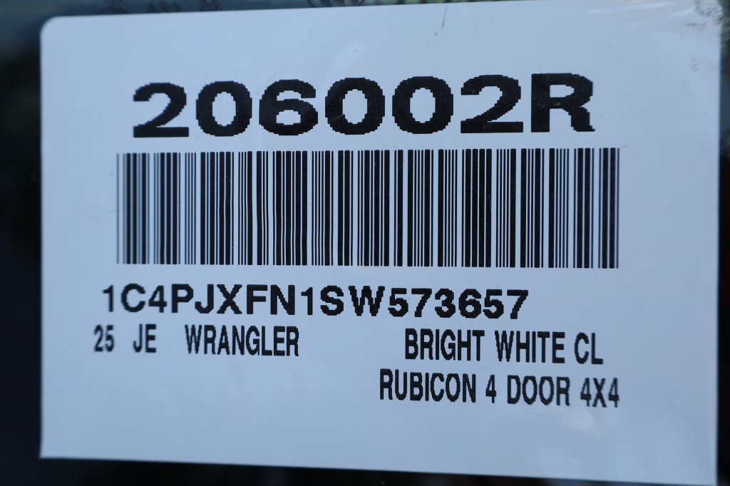 Certified 2025 Jeep Wrangler Unlimited Rubicon AWD/4WD image 37