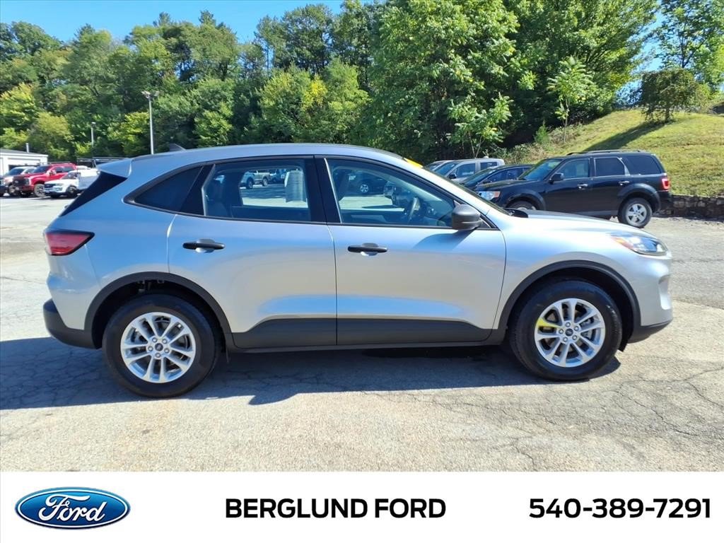Used 2022 Ford Escape S AWD/4WD image 4