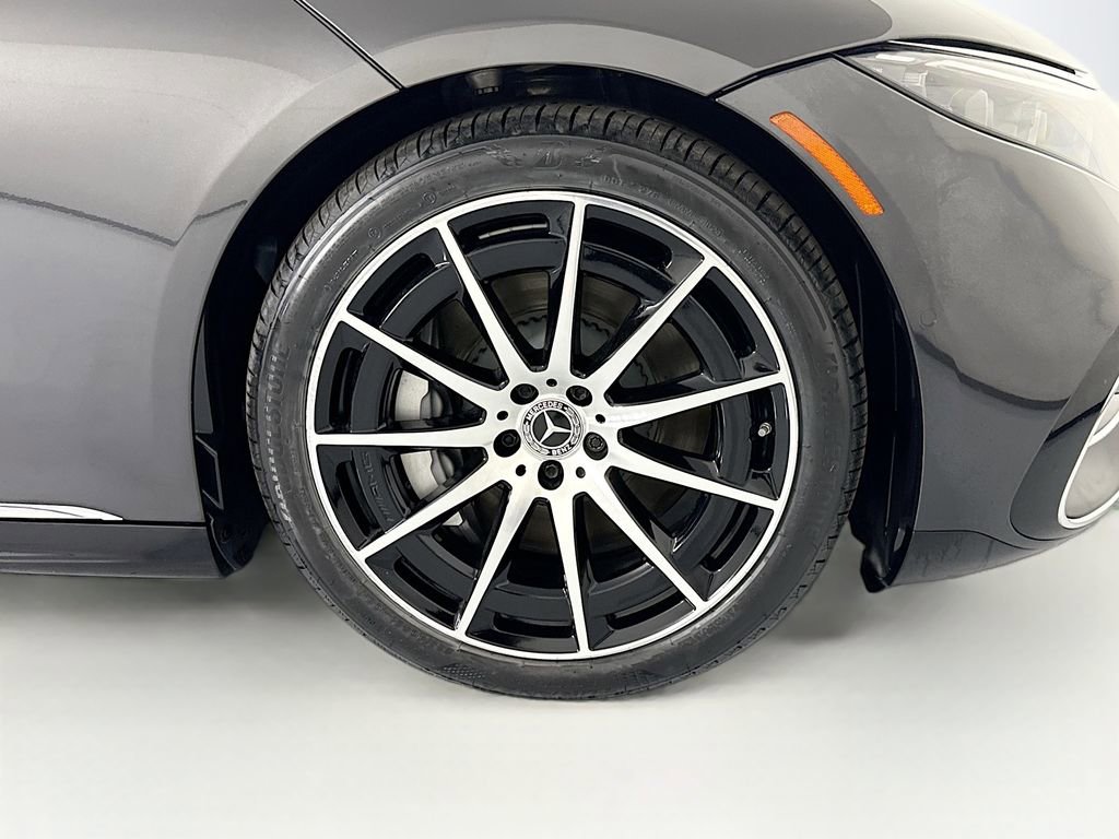 Certified 2023 Mercedes-Benz EQS 580 4MATIC Sedan image 31