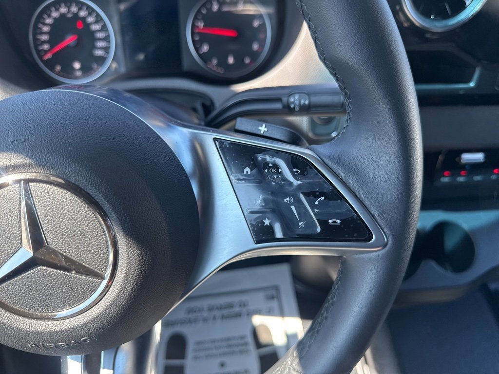 Used 2025 Mercedes-Benz Sprinter 2500 image 14