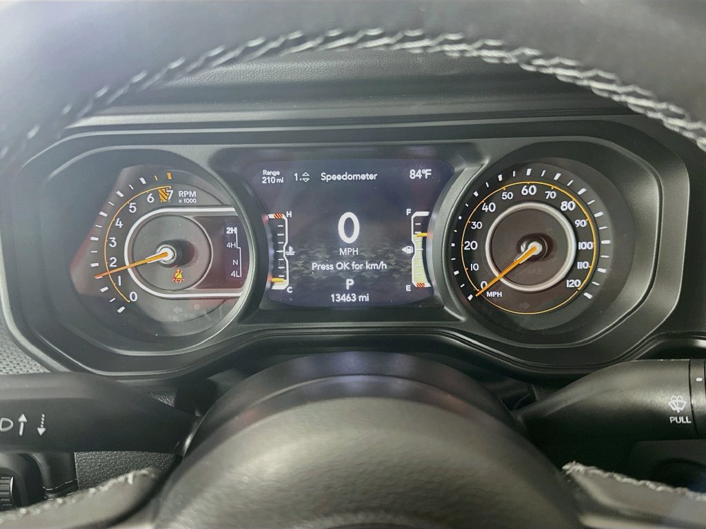 Used 2025 Jeep Gladiator Rubicon AWD/4WD image 21