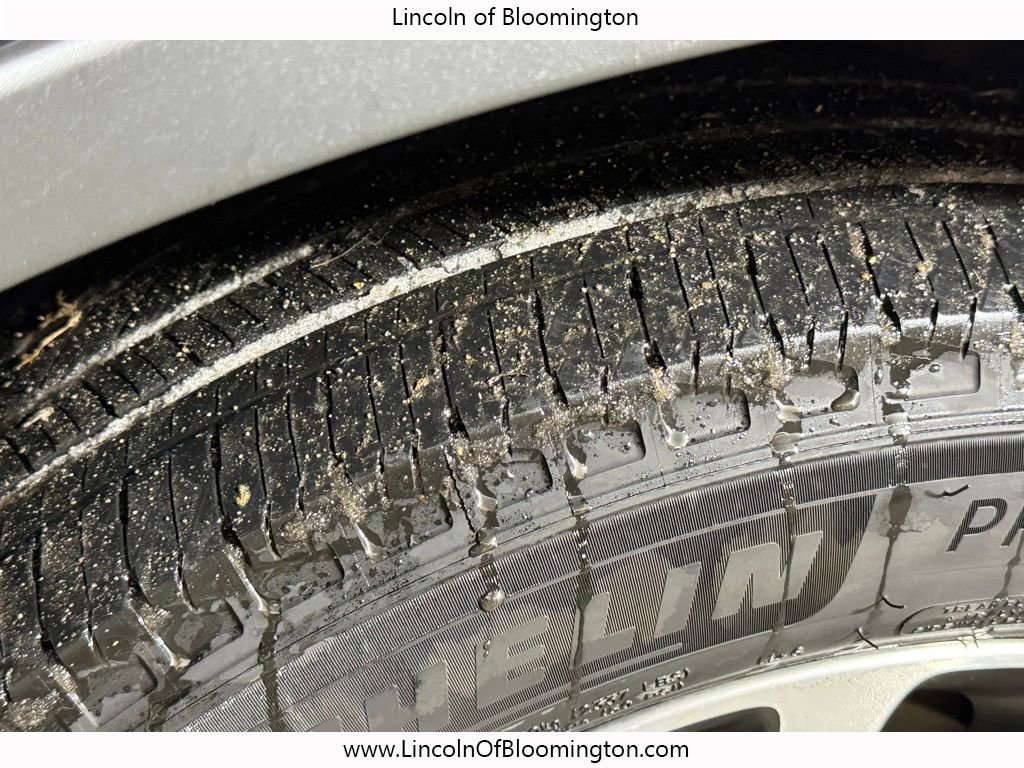 Certified 2022 Lincoln Aviator Reserve w/ Equipment Group 201A image 13