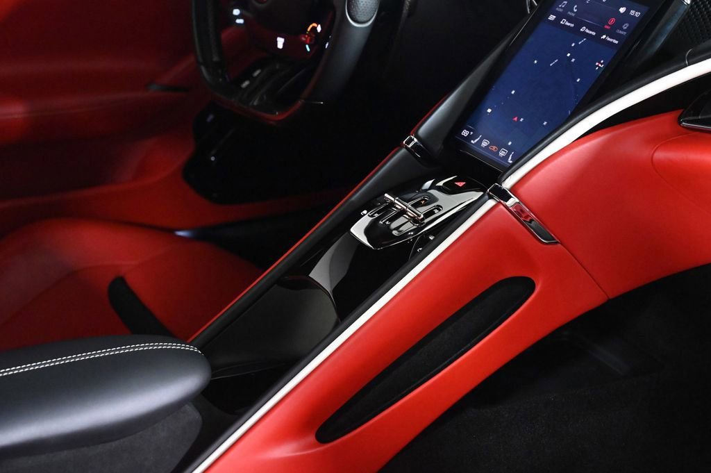 Used 2023 Ferrari Roma RWD image 23