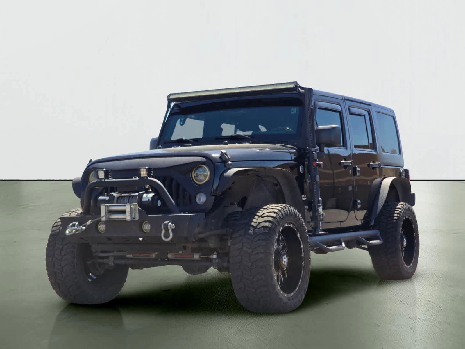 Used 2015 Jeep Wrangler Unlimited Sahara w/ Dual Top Group AWD/4WD image 2