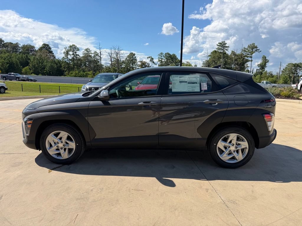 New 2026 Hyundai Kona SE FWD image 2