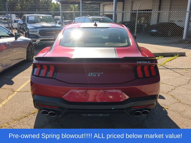 Used 2025 Ford Mustang GT Premium RWD image 3