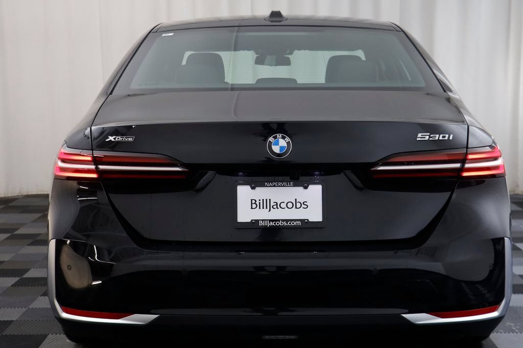 New 2026 BMW 530i xDrive w/ Premium Package AWD/4WD image 15