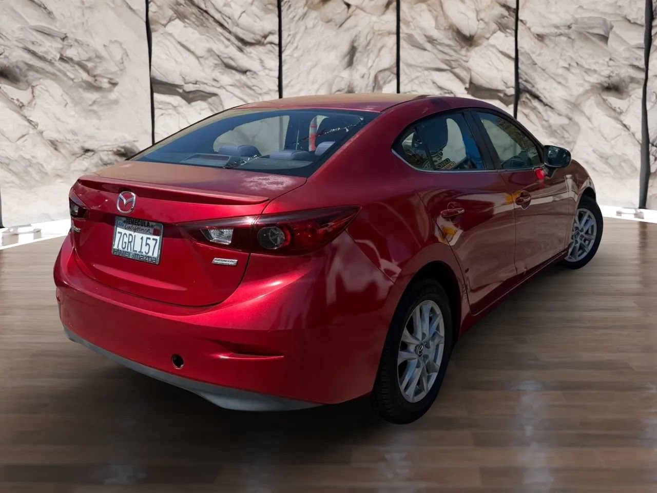 Used 2014 MAZDA MAZDA3 i Touring w/ Moonroof Package 1 FWD image 2