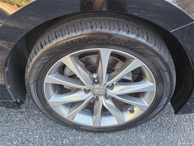 Used 2017 Hyundai Azera image 15