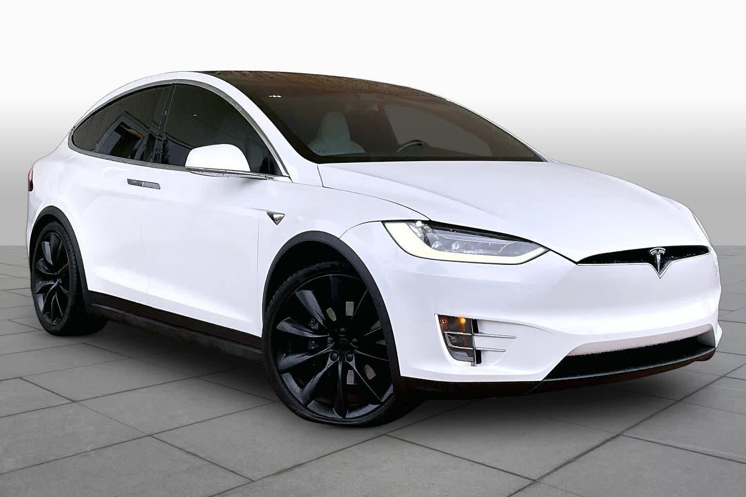 Used 2018 Tesla Model X 100D AWD/4WD image 2