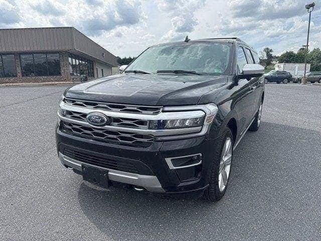 Used 2024 Ford Expedition Max Platinum image 1