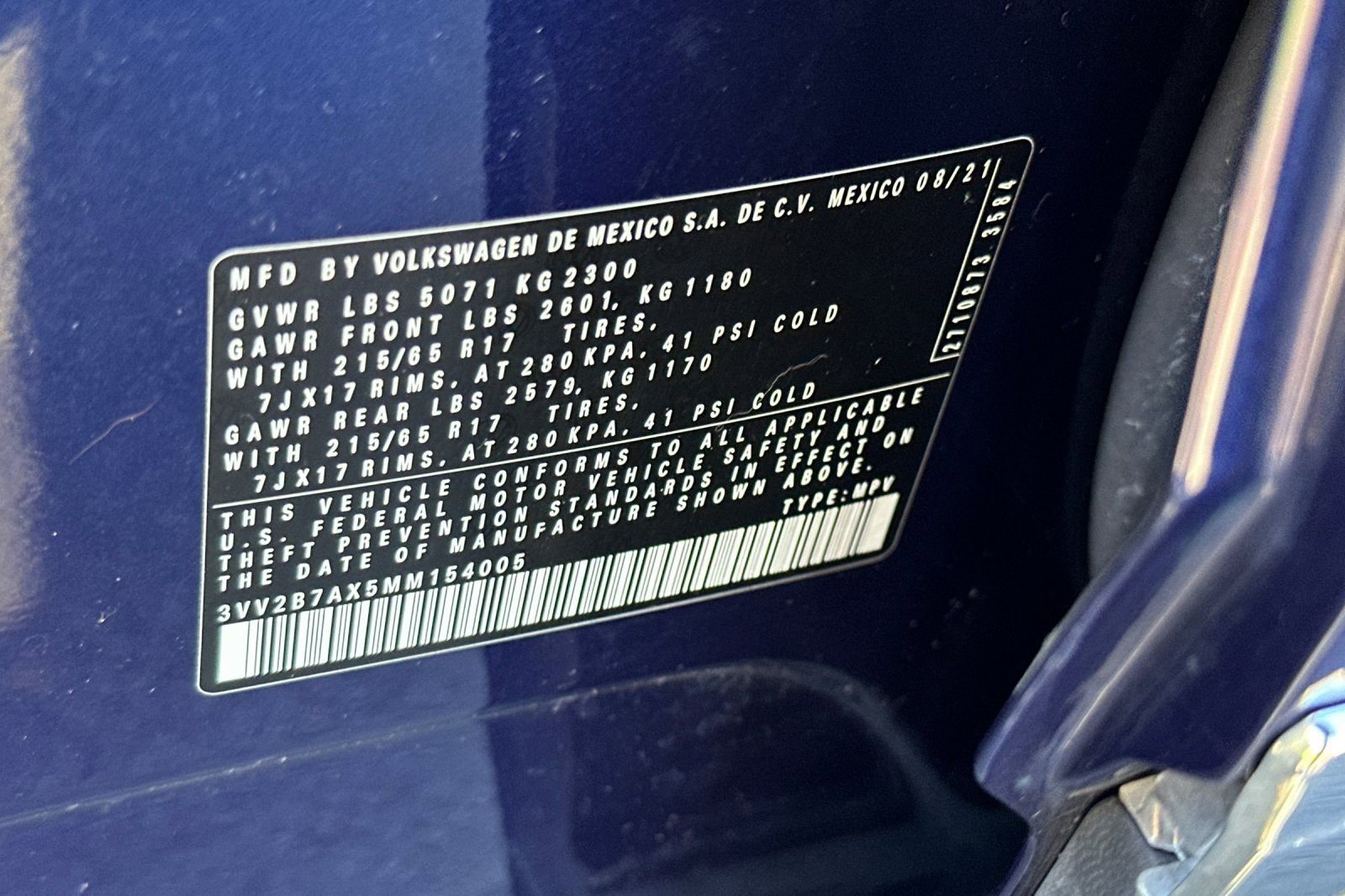 Used 2021 Volkswagen Tiguan SE AWD/4WD image 34