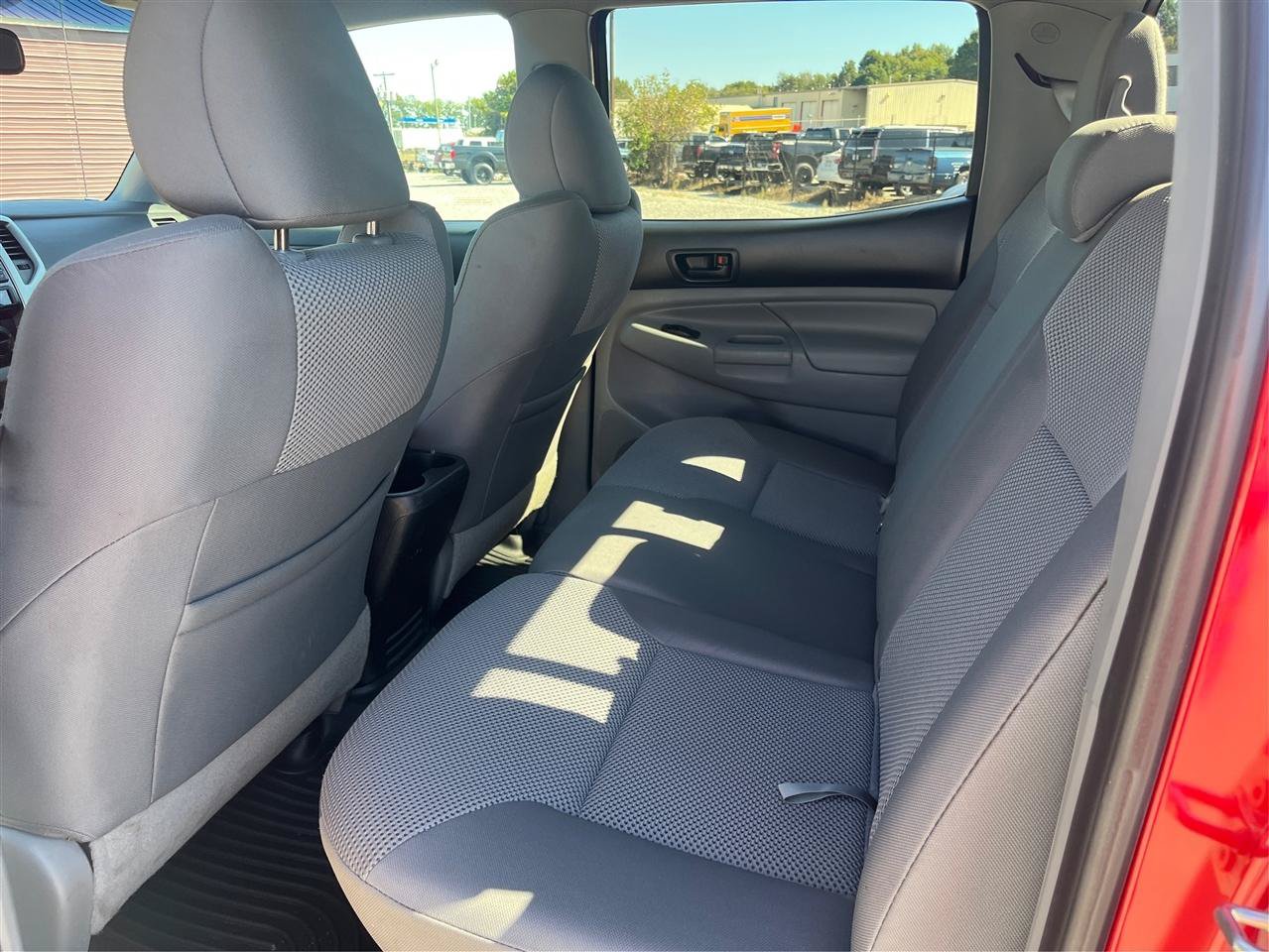 Used 2013 Toyota Tacoma PreRunner w/ TRD Sport Pkg RWD image 10